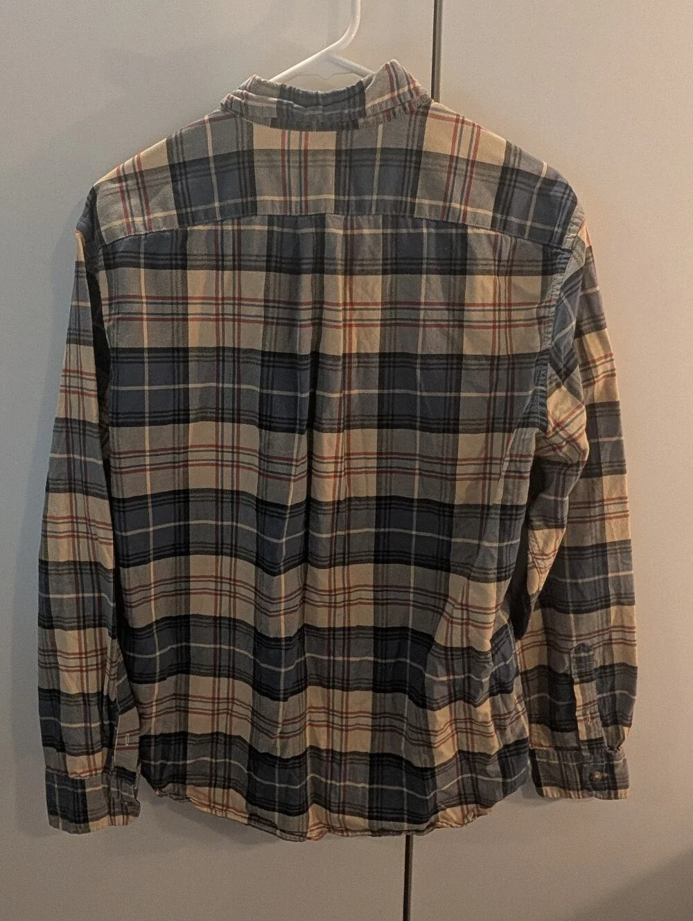 J Crew Men's Plaid Button-Down Slim Broken-In Oxford Shirt in Blue and Cream